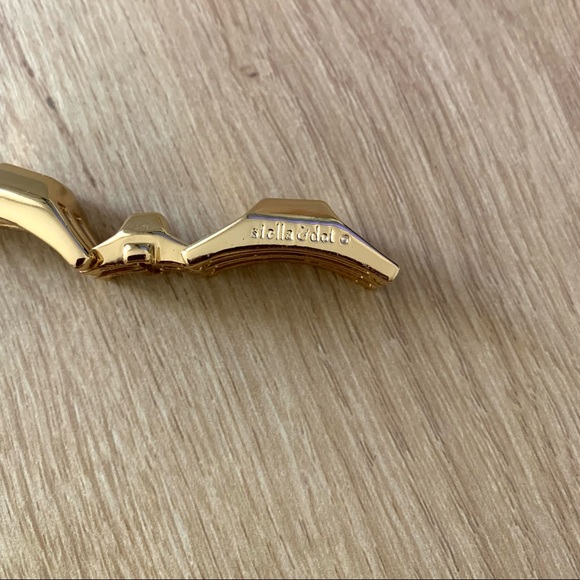 Stella & Dot Gold Bracelet - Picture 5 of 5